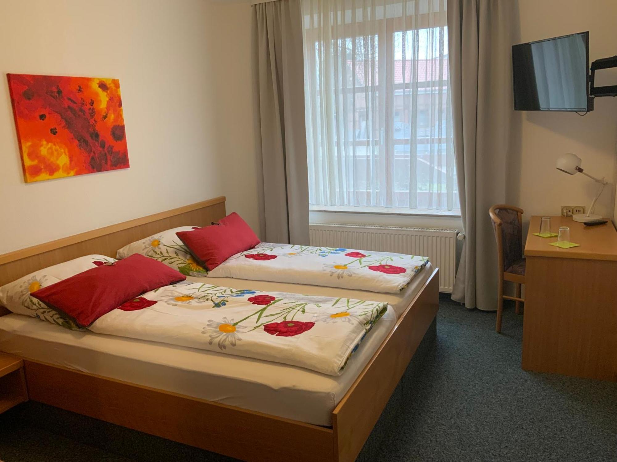 Hotel Alt Oesselse Sarstedt Eksteriør bilde