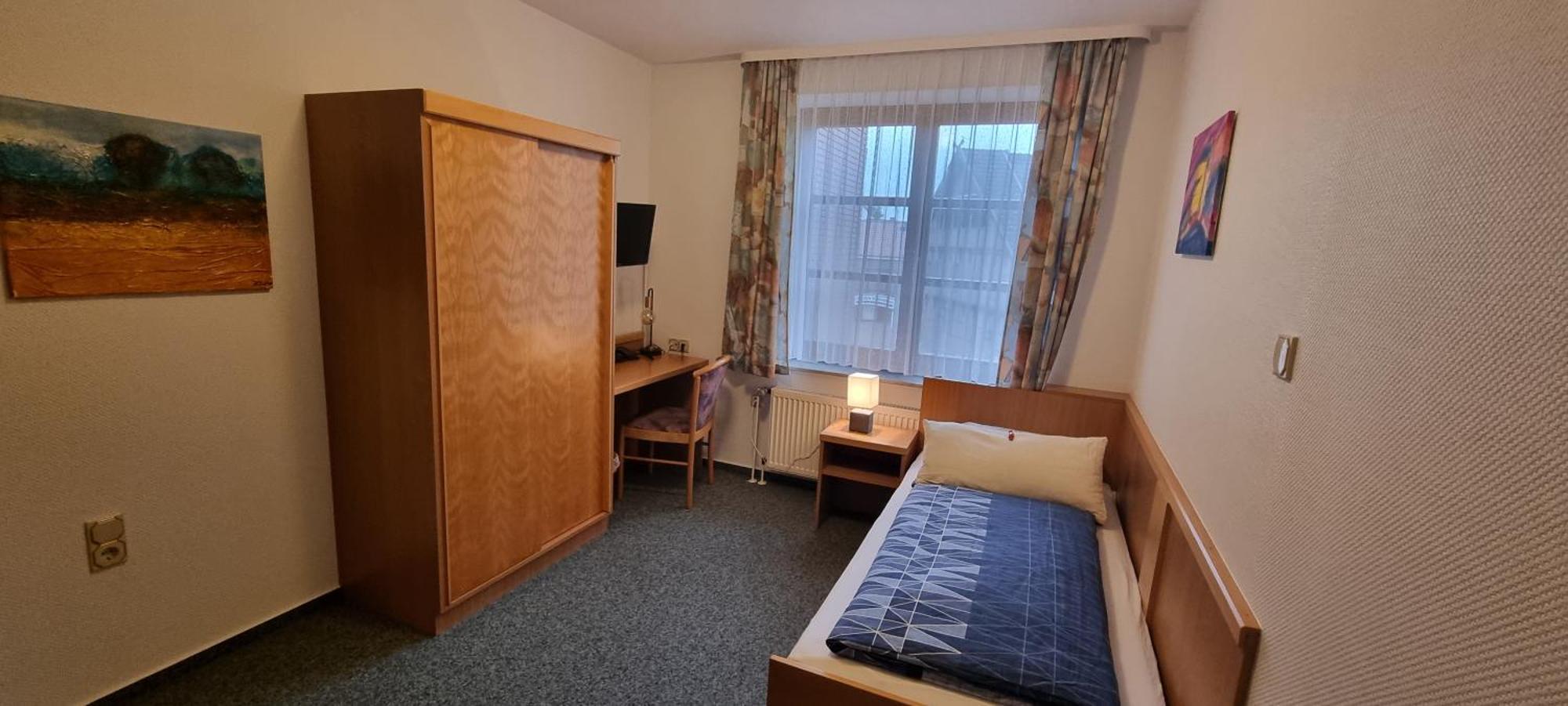 Hotel Alt Oesselse Sarstedt Rom bilde
