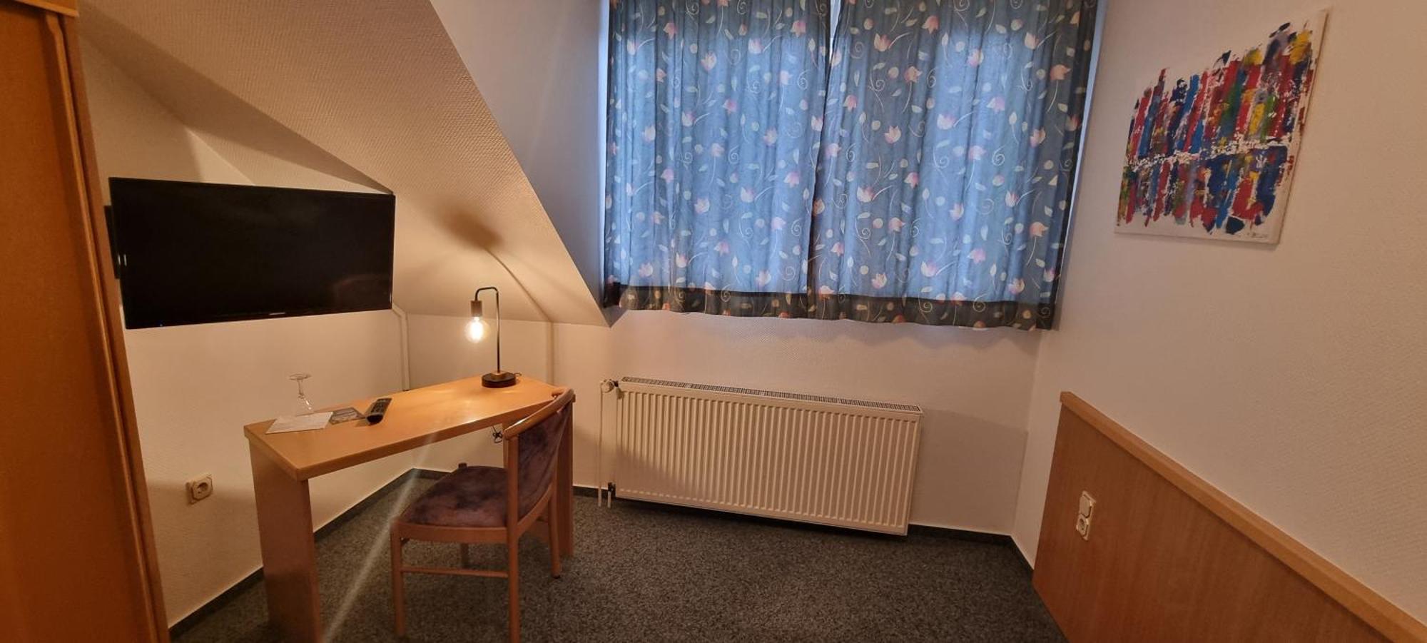 Hotel Alt Oesselse Sarstedt Rom bilde