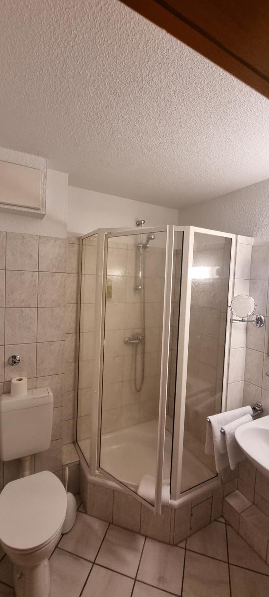 Hotel Alt Oesselse Sarstedt Rom bilde